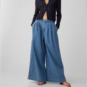 Gap × DÔEN High Rise Denim Trousers